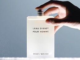 国产香水拍摄视频,镜头下的香氛之旅