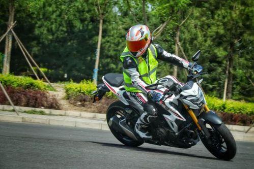 国产摩托出厂测试视频教程,揭秘摩托车性能检测过程