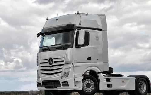 国产奔驰卡车测评视频,性能卓越，品质非凡，引领行业新潮流