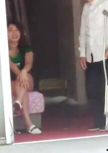 国产老头嫖肥鸡视频在线,一场道德与伦理的碰撞