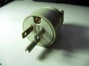 国产三角插头拆解视频,拆解视频带你一探究竟  第3张